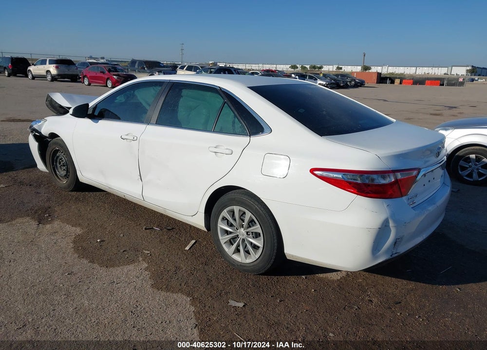2017 TOYOTA CAMRY LE VIN: 4T1BF1FK4HU314112