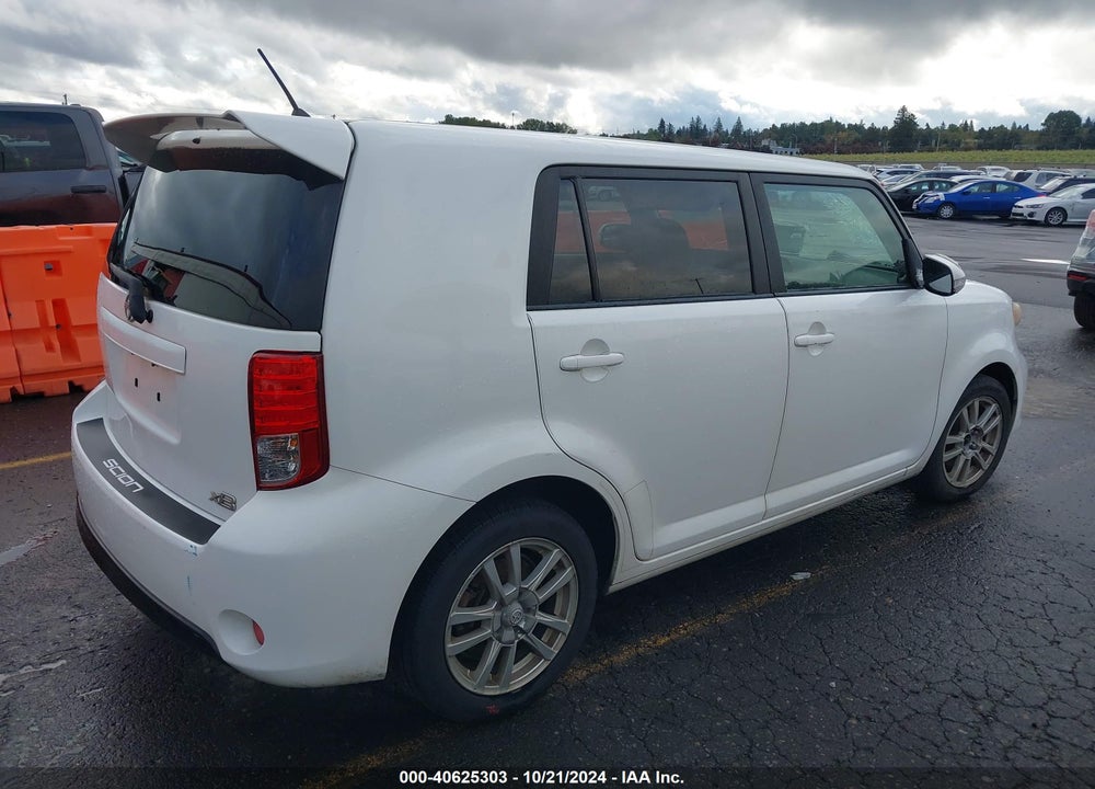 2013 SCION XB VIN: JTLZE4FE4DJ040816