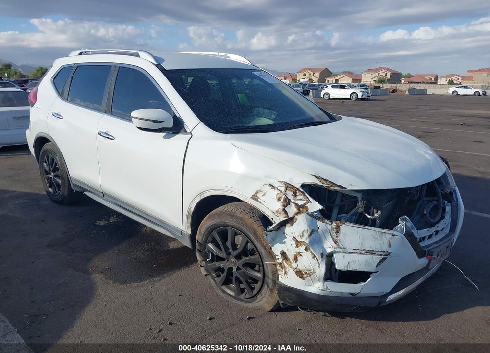 2017 NISSAN ROGUE SV VIN: KNMAT2MV8HP514405