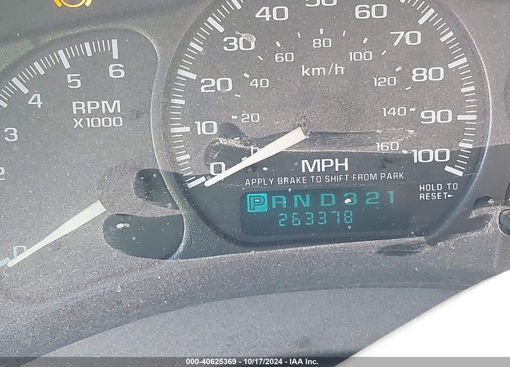2002 CHEVROLET SILVERADO 2500HD LS VIN: 1GCHC23U12F118028