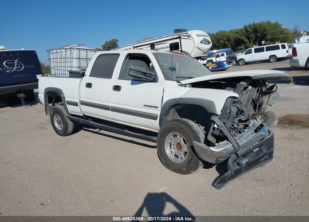 2002 CHEVROLET SILVERADO 2500HD LS VIN: 1GCHC23U12F118028