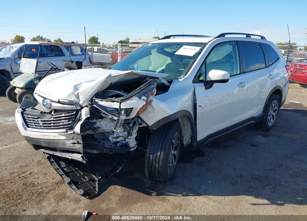 2021 SUBARU FORESTER PREMIUM VIN: JF2SKAJC6MH470706