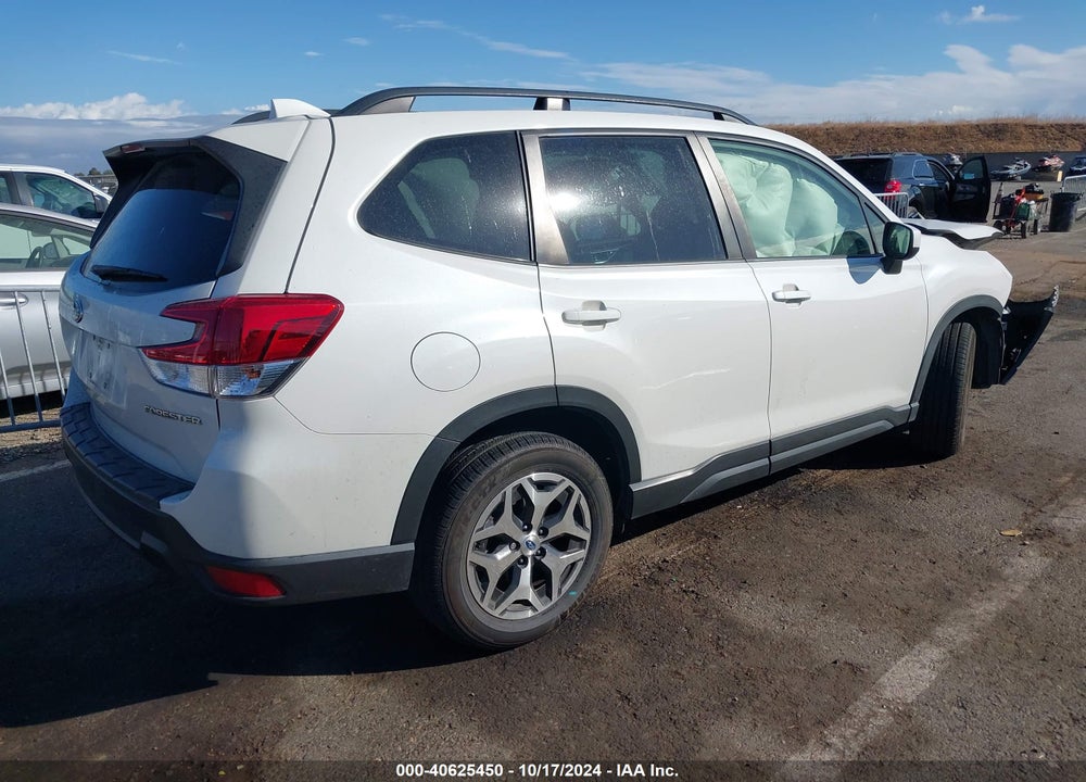 2021 SUBARU FORESTER PREMIUM VIN: JF2SKAJC6MH470706