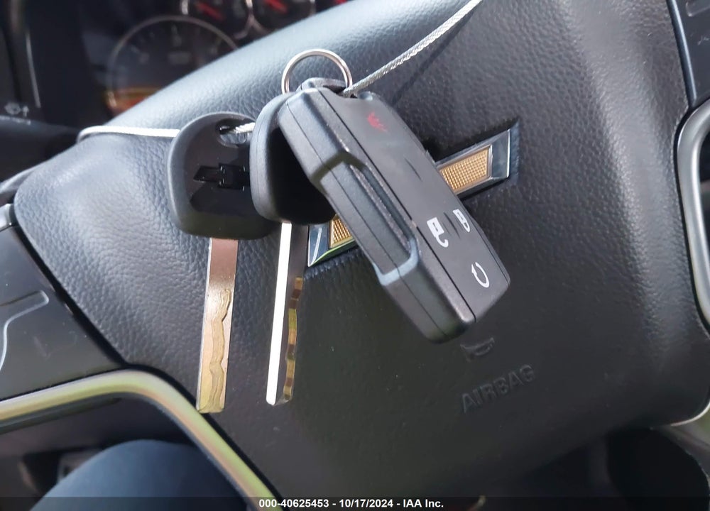 2014 CHEVROLET SILVERADO 1500 1LT VIN: 1GCVKREC2EZ308071