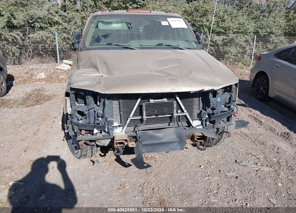 2004 GMC SIERRA 2500HD SLT VIN: 1GTHK23244F229497