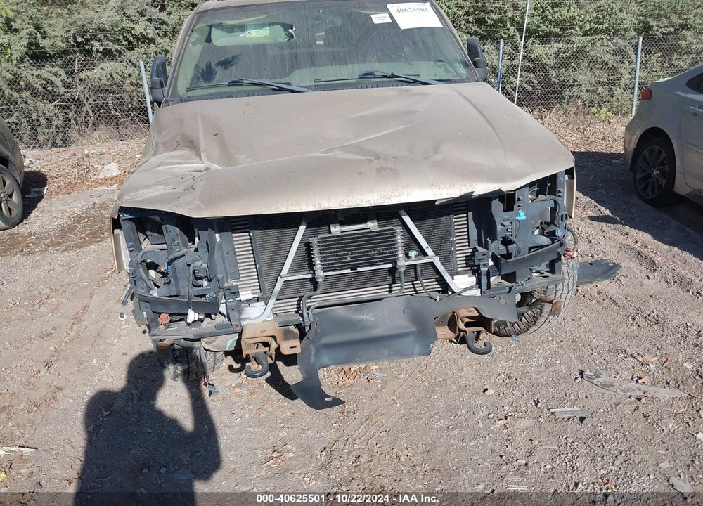 2004 GMC SIERRA 2500HD SLT VIN: 1GTHK23244F229497