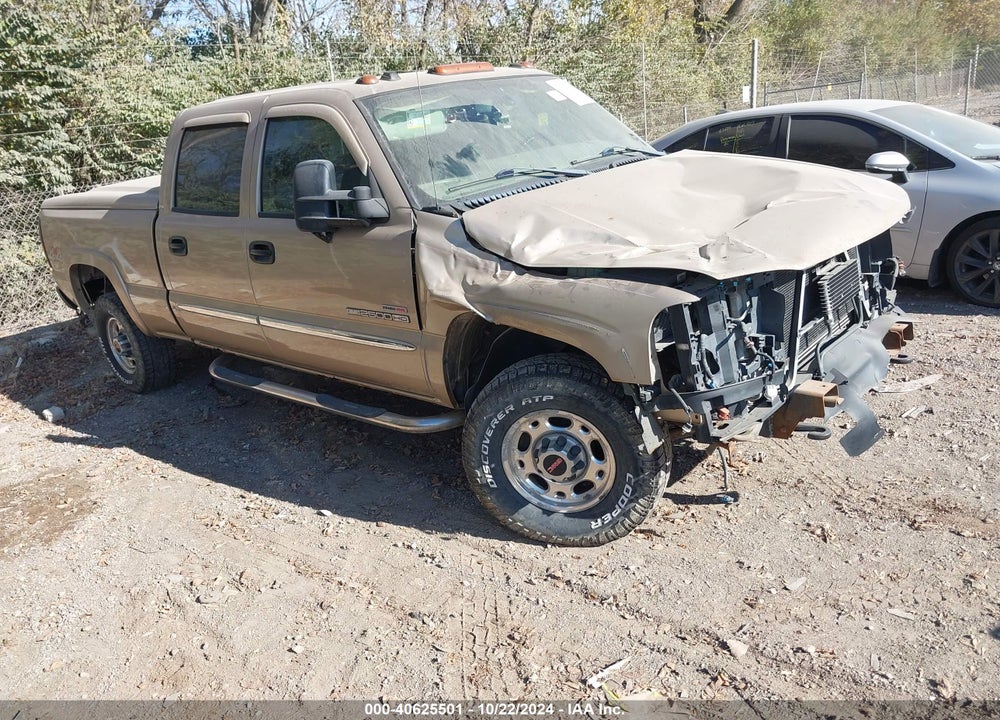 2004 GMC SIERRA 2500HD SLT VIN: 1GTHK23244F229497