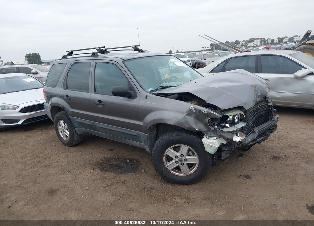 2005 FORD ESCAPE XLS VIN: 1FMYU02Z45DA03935