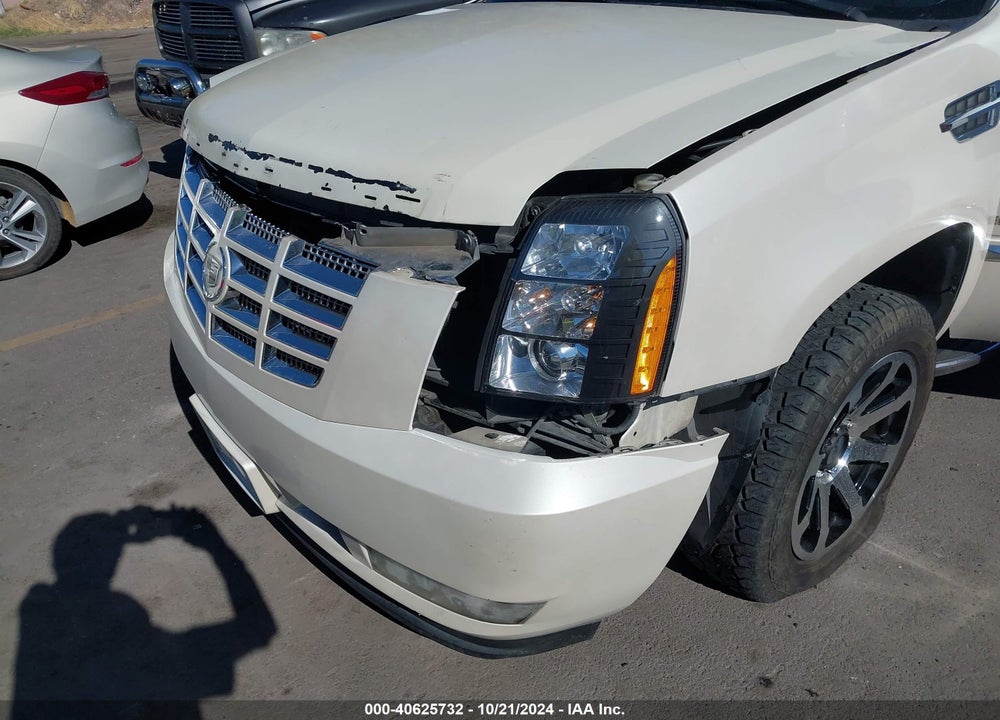 2007 CADILLAC ESCALADE STANDARD VIN: 1GYEC63837R427352