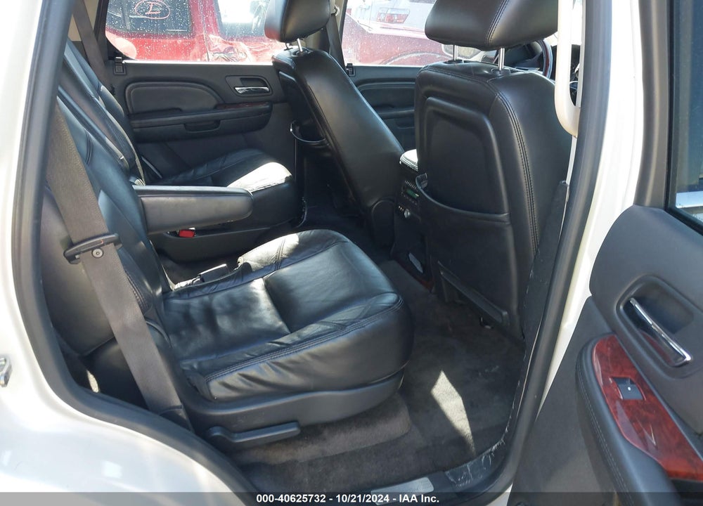 2007 CADILLAC ESCALADE STANDARD VIN: 1GYEC63837R427352