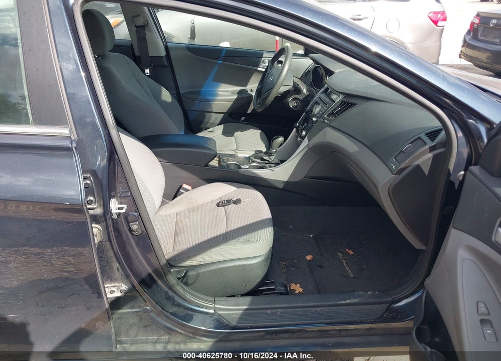 2012 HYUNDAI SONATA GLS VIN: 5NPEB4ACXCH437513