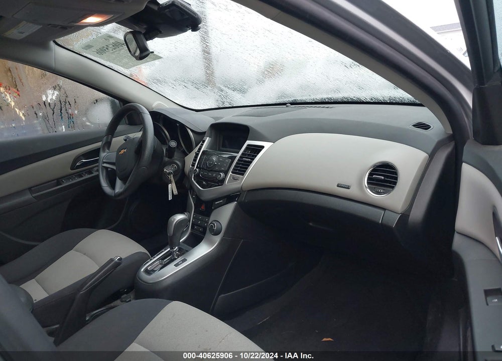 2015 CHEVROLET CRUZE LS AUTO VIN: 1G1PA5SG9F7227781