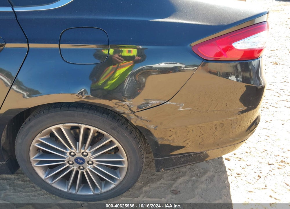 2014 FORD FUSION SE VIN: 3FA6P0HD9ER133446