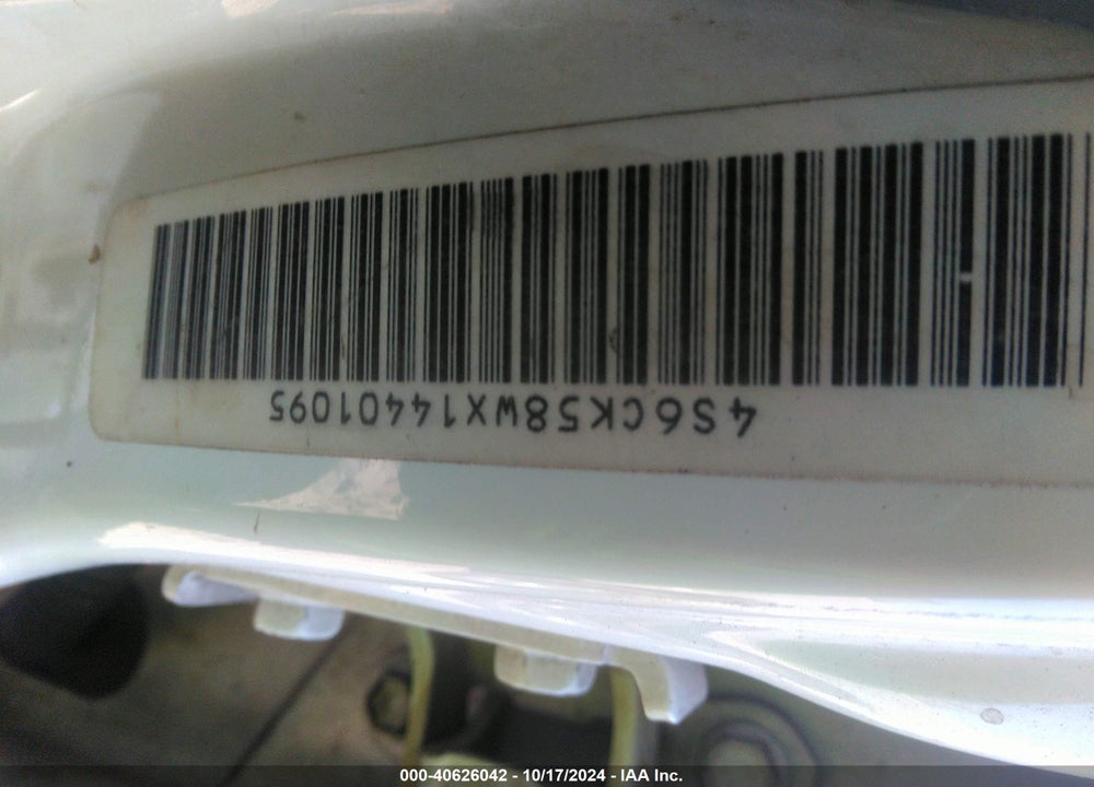 2001 HONDA PASSPORT EX/LX VIN: 4S6CK58WX14401095