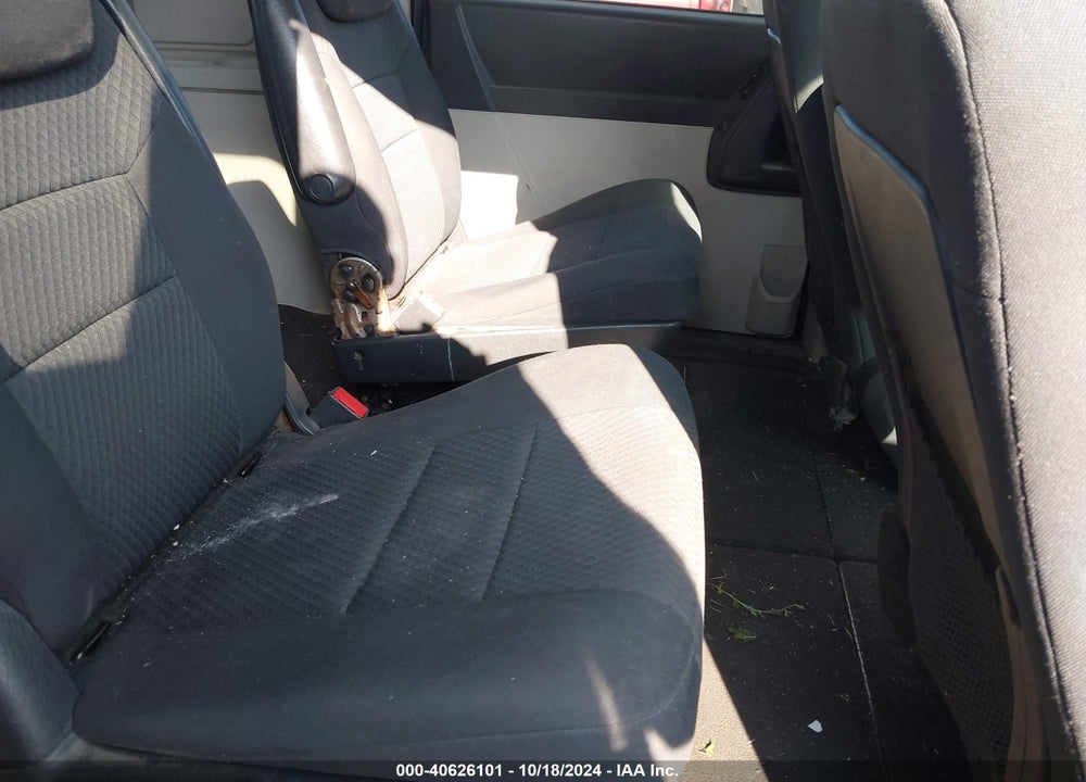 2010 DODGE GRAND CARAVAN SE VIN: 2D4RN4DE7AR473670