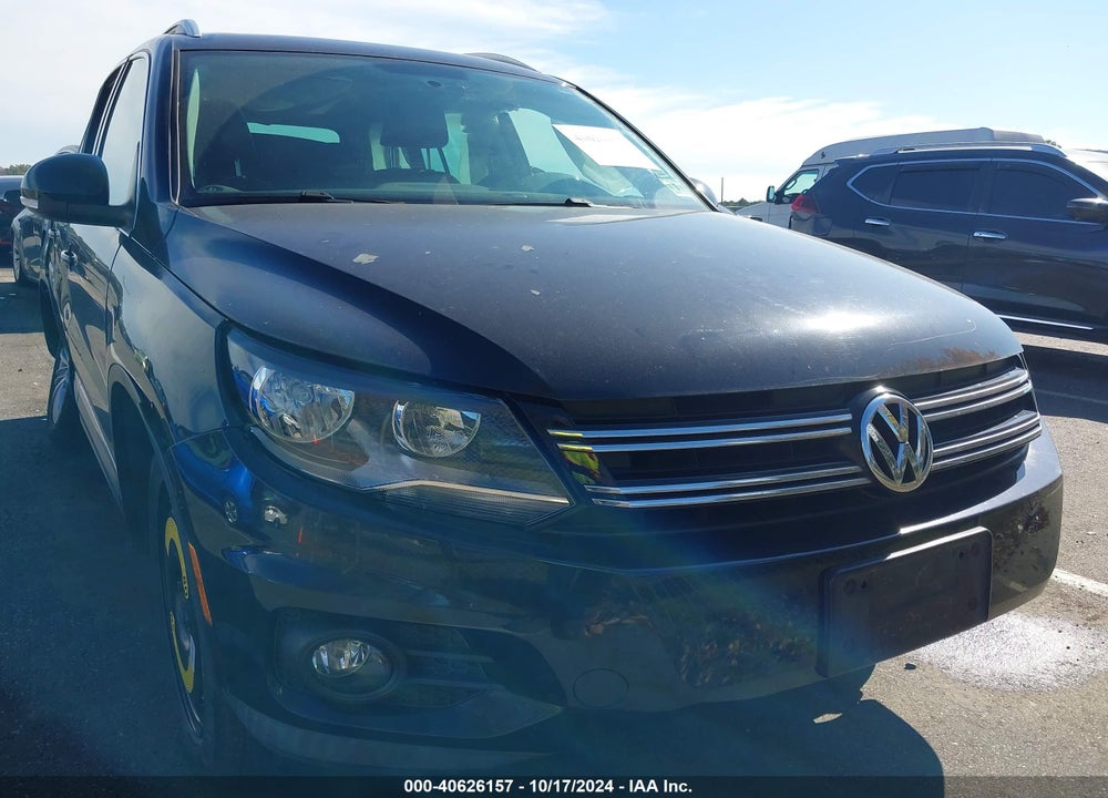 2014 VOLKSWAGEN TIGUAN SEL VIN: WVGBV3AX5EW568039