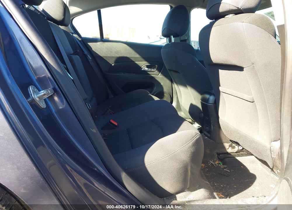 2014 CHEVROLET CRUZE 1LT AUTO VIN: 1G1PC5SB4E7413838