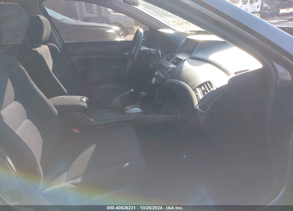 2012 HONDA ACCORD 2.4 LX VIN: 1HGCP2F33CA194982