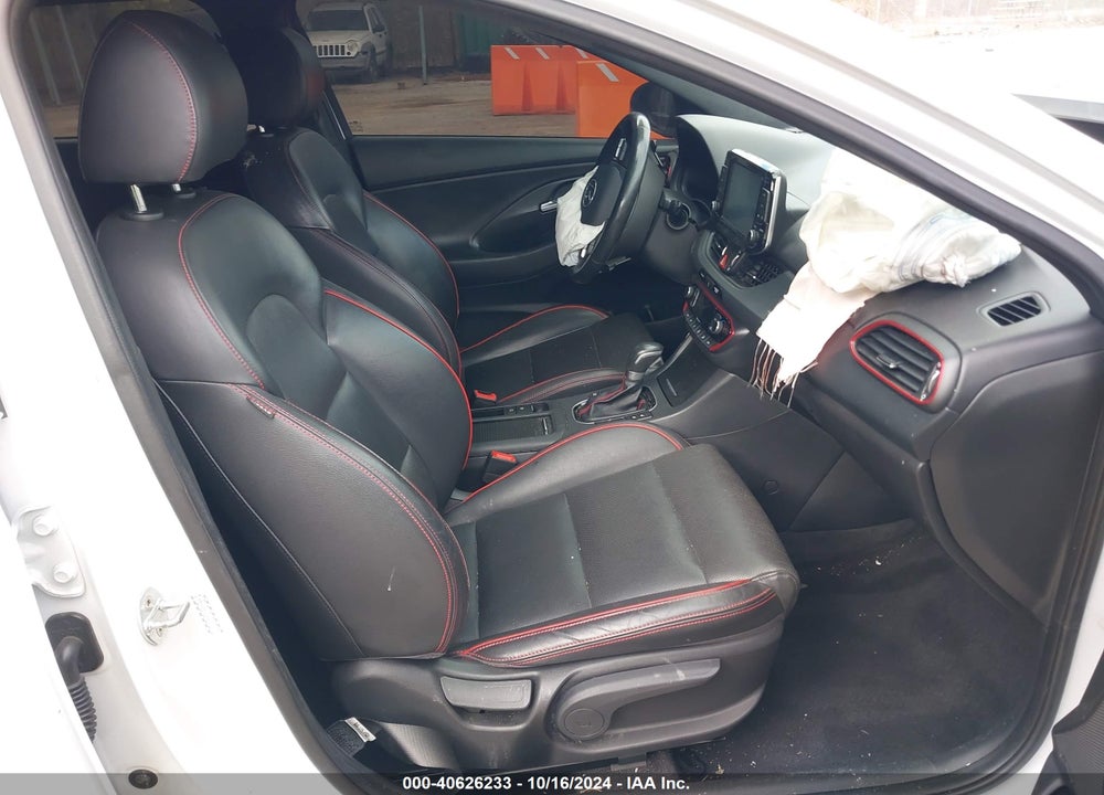 2018 HYUNDAI ELANTRA GT SPORT VIN: KMHH55LC1JU071706