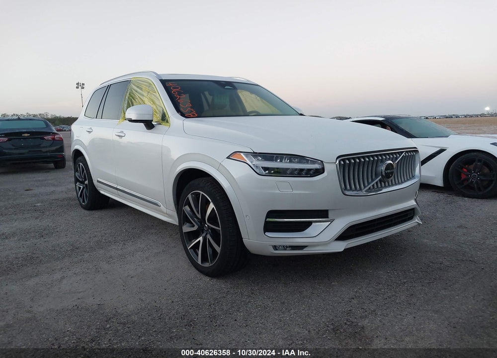 2023 VOLVO XC90 B6 PLUS 7-SEATER VIN: YV4062PN2P1994793