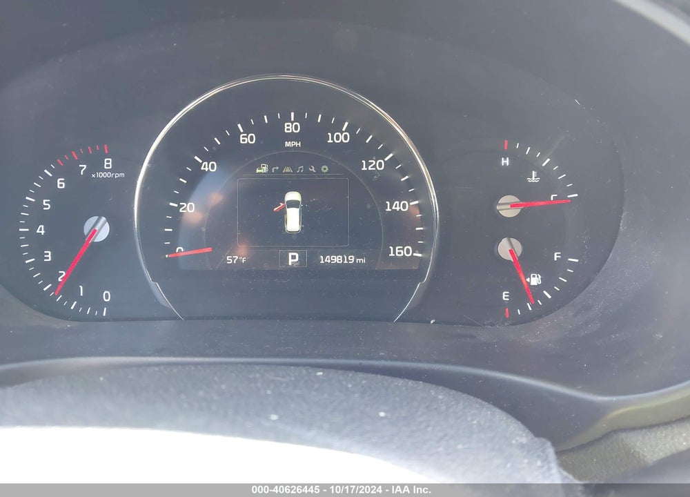 2017 KIA SORENTO 3.3L SX VIN: 5XYPKDA5XHG231195