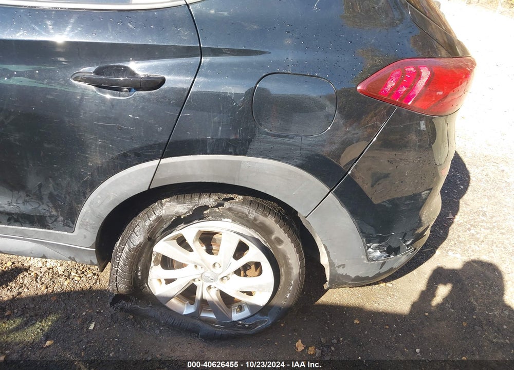 2019 HYUNDAI TUCSON SE VIN: KM8J23A44KU051641