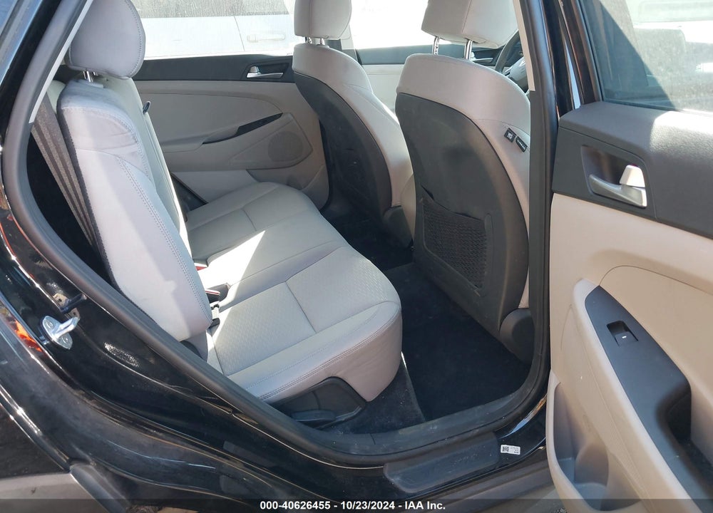 2019 HYUNDAI TUCSON SE VIN: KM8J23A44KU051641