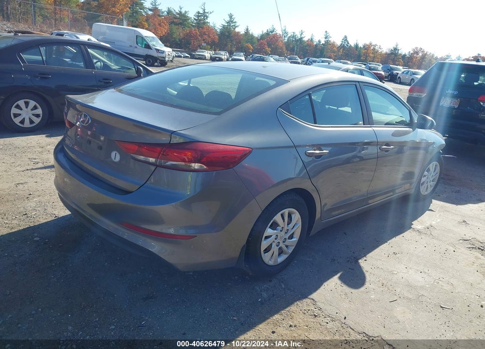 2018 HYUNDAI ELANTRA SE VIN: 5NPD74LF0JH349491