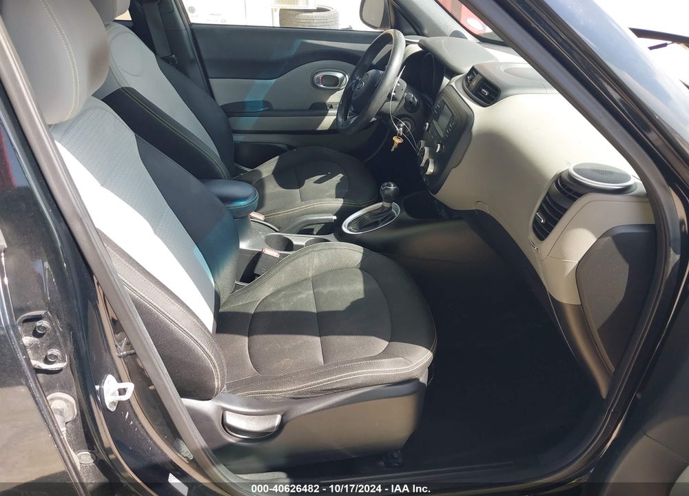 2016 KIA SOUL VIN: KNDJP3A52G7310387