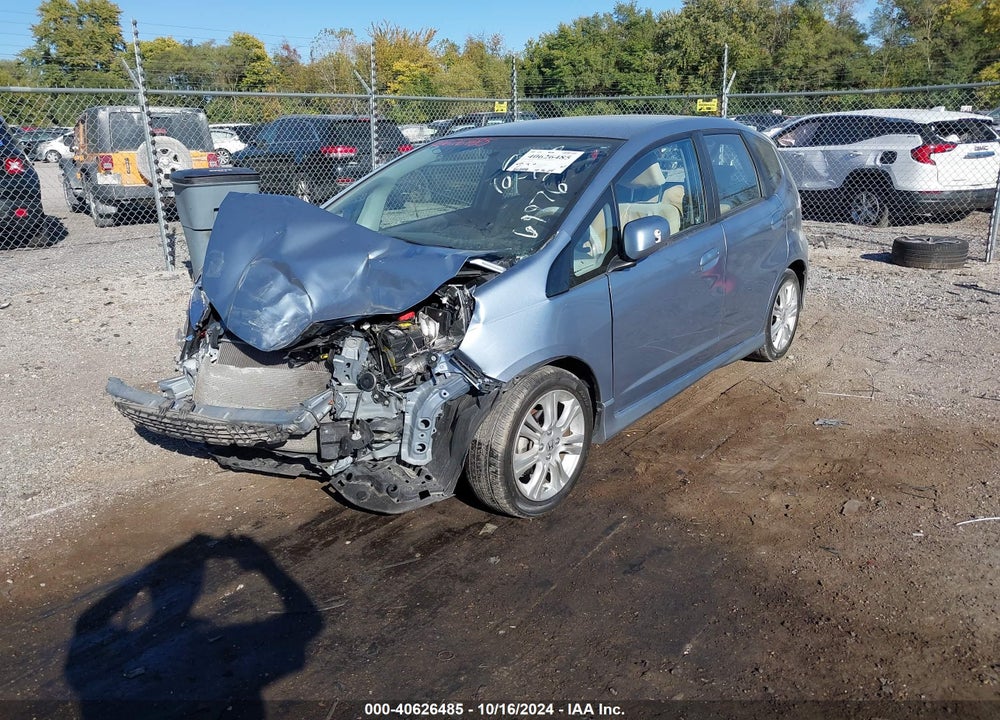 2011 HONDA FIT SPORT VIN: JHMGE8H53BC004025