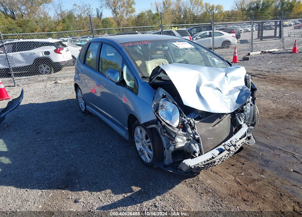 2011 HONDA FIT SPORT VIN: JHMGE8H53BC004025
