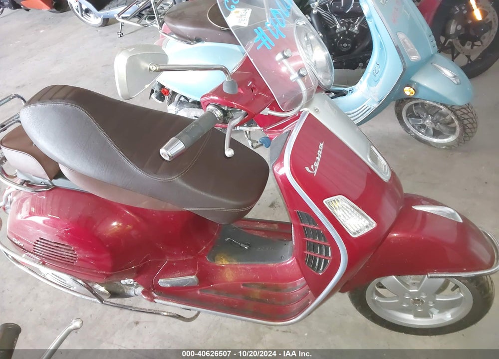 2018 VESPA GTS 300 SUPER 300 SUPER VIN: ZAPMA39L9J5300071