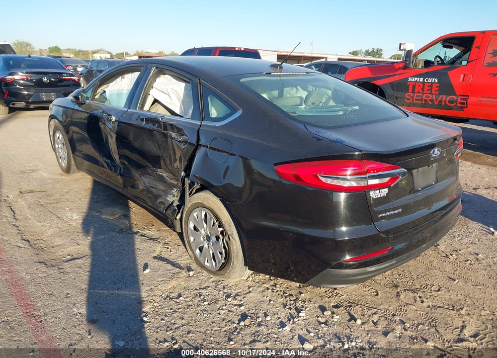 2019 FORD FUSION S VIN: 3FA6P0G78KR283099