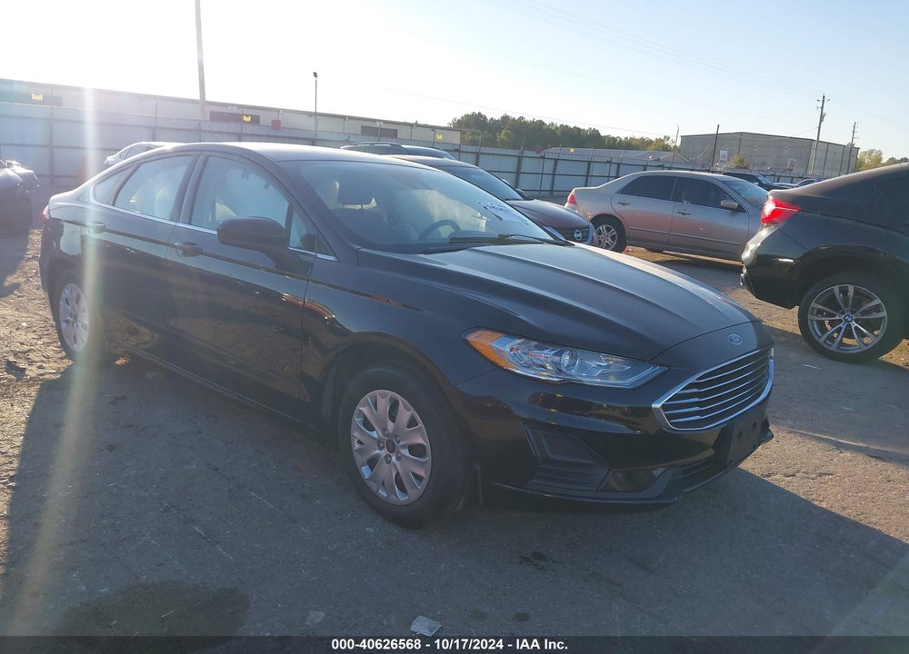 2019 FORD FUSION S VIN: 3FA6P0G78KR283099