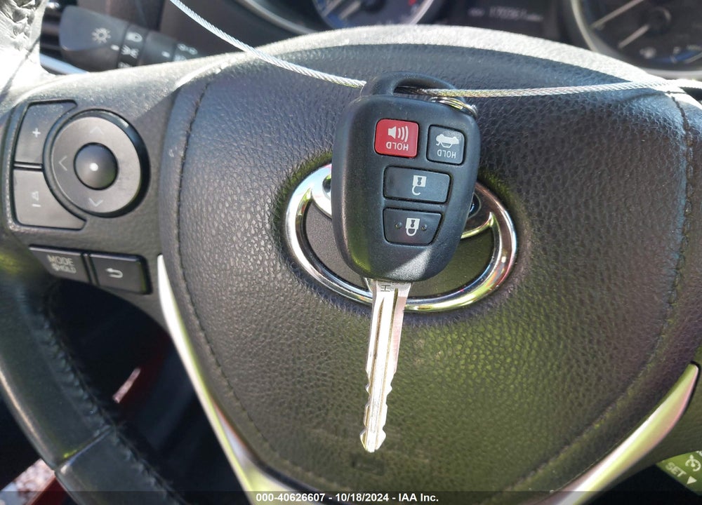 2014 TOYOTA COROLLA S VIN: 2T1BURHE2EC143109