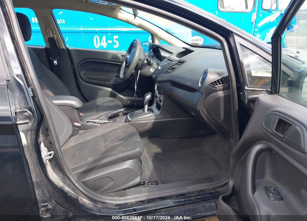2018 FORD FIESTA VIN: 3FADP4BJ1JM130061