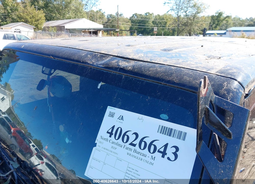 2013 JEEP WRANGLER UNLIMITED SAHARA VIN: 1C4BJWEG3DL592951