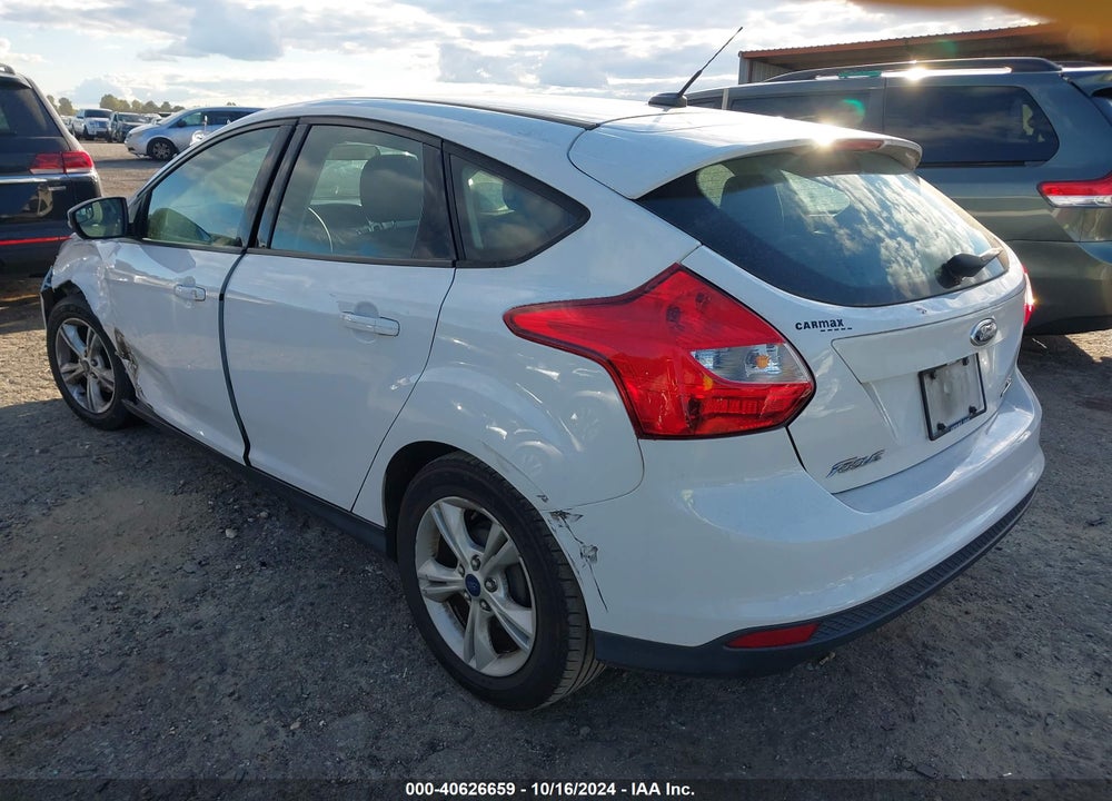 2014 FORD FOCUS SE VIN: 1FADP3K29EL458354