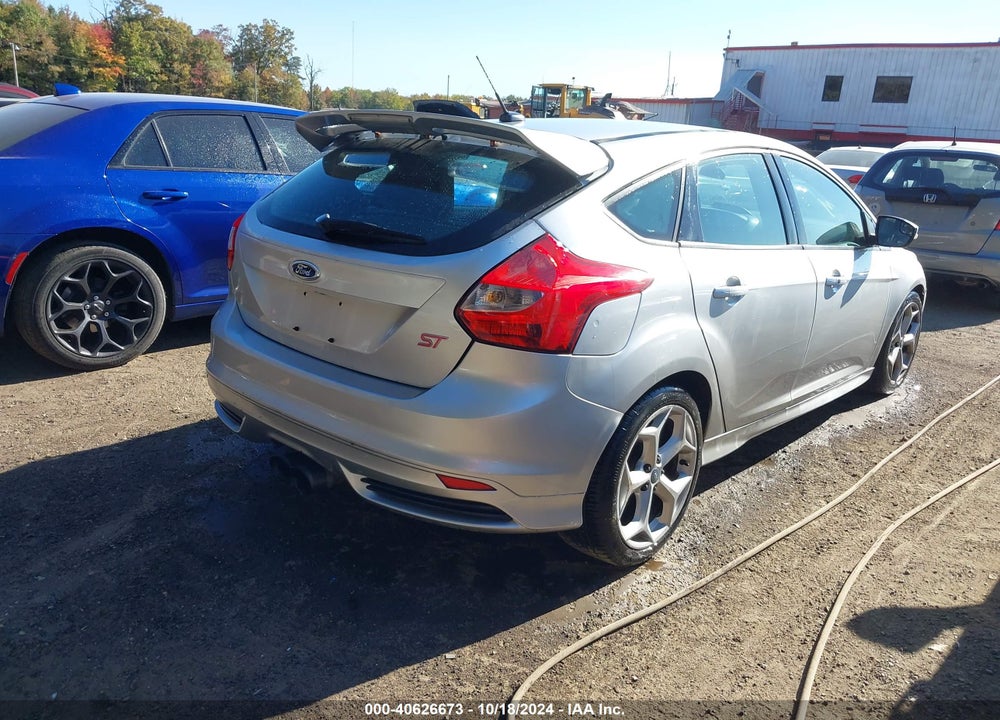 2014 FORD FOCUS ST VIN: 1FADP3L92EL104669