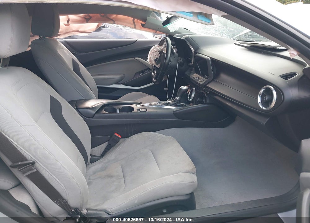 2017 CHEVROLET CAMARO 1LT VIN: 1G1FB1RX7H0150718