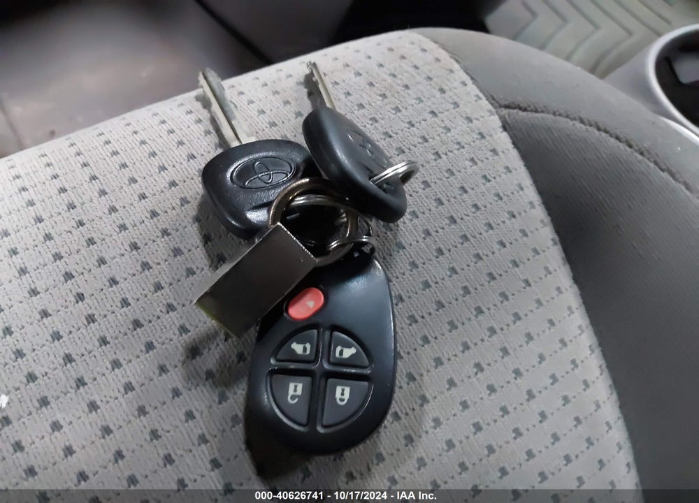2009 TOYOTA SIENNA LE VIN: 5TDZK23C19S272103