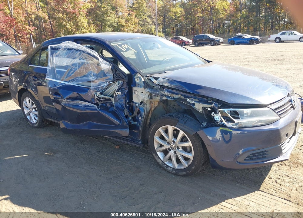 2013 VOLKSWAGEN JETTA 2.5L SE VIN: 3VWBP7AJ4DM357802