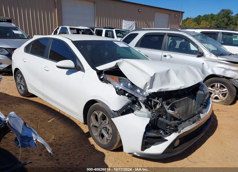 2019 KIA FORTE LXS VIN: 3KPF24AD0KE090385