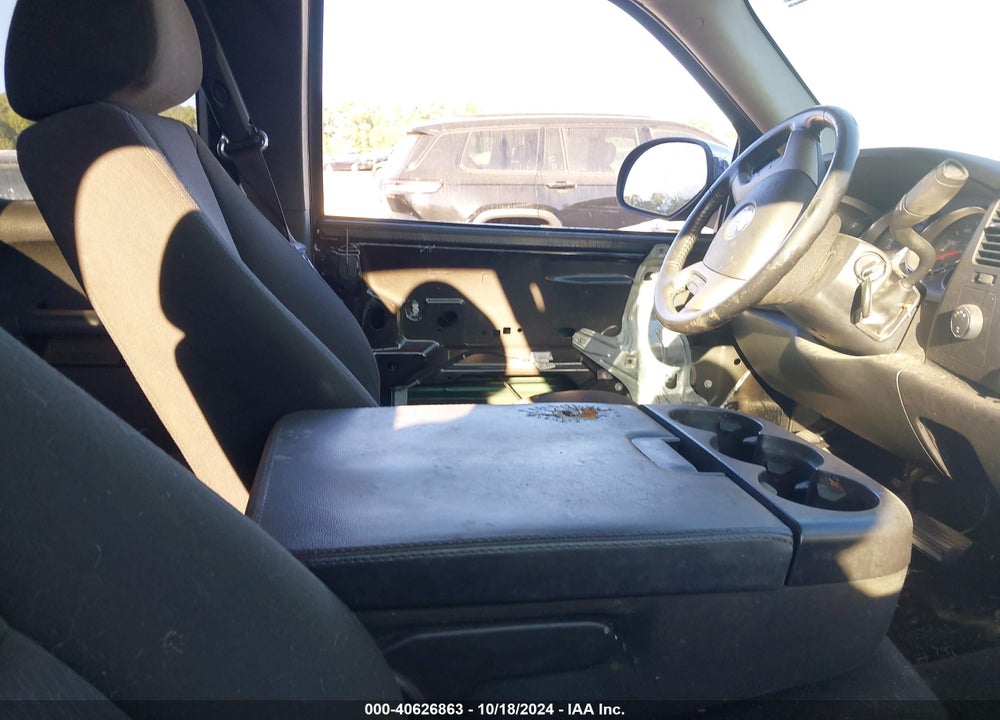 2011 GMC SIERRA 1500 SLE VIN: 1GTR2VE38BZ126929