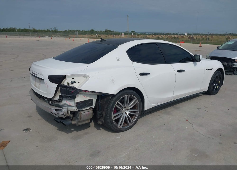 2015 MASERATI GHIBLI VIN: ZAM57XSA5F1148854