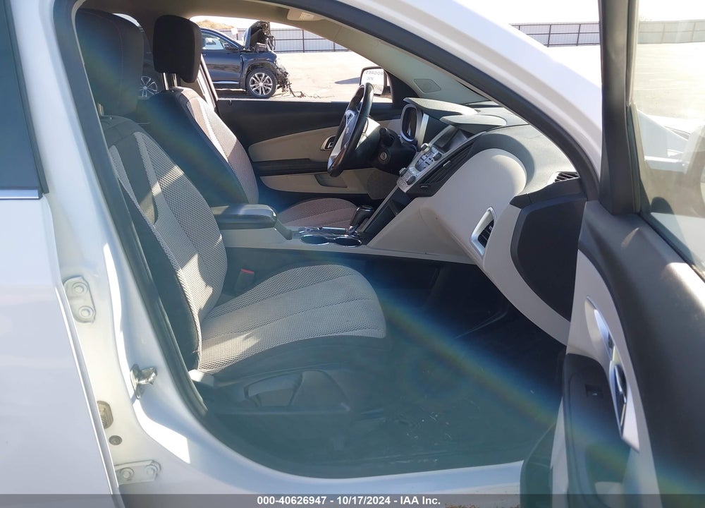 2017 CHEVROLET EQUINOX LT VIN: 2GNFLFEK2H6172846
