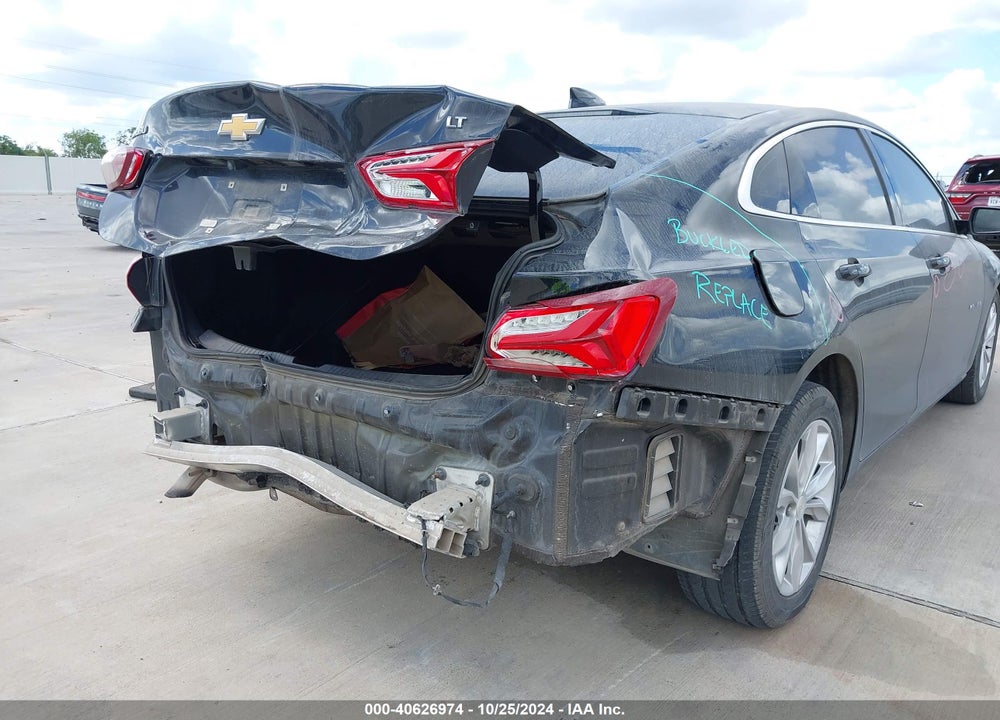 2019 CHEVROLET MALIBU LT VIN: 1G1ZD5ST2KF137210
