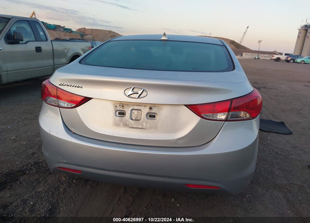 2013 HYUNDAI ELANTRA GLS VIN: KMHDH4AE5DU600325