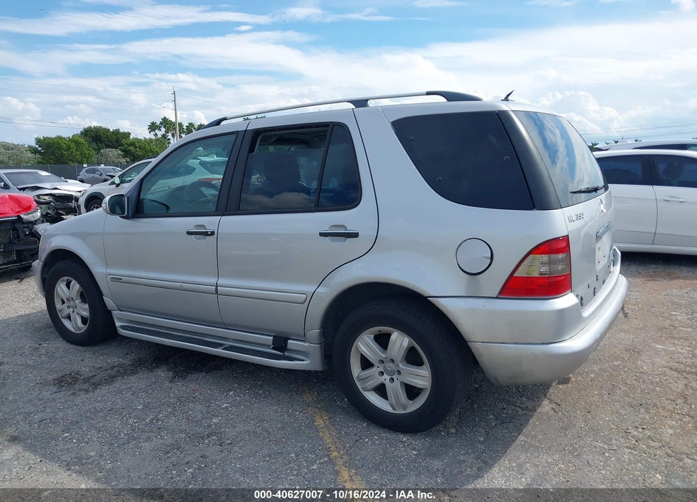 2005 MERCEDES-BENZ ML 350 4MATIC VIN: 4JGAB57E05A523352