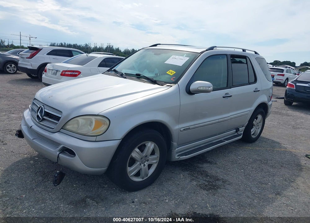 2005 MERCEDES-BENZ ML 350 4MATIC VIN: 4JGAB57E05A523352